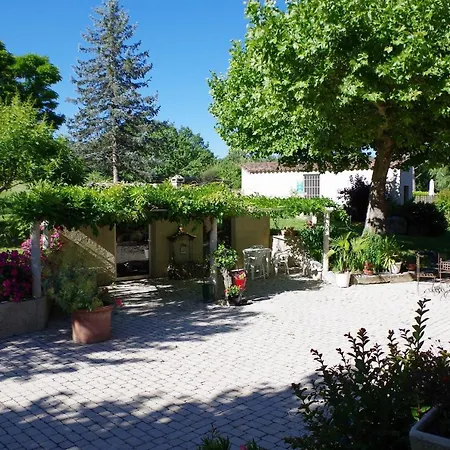 Les Demeures Du Clos Panzió